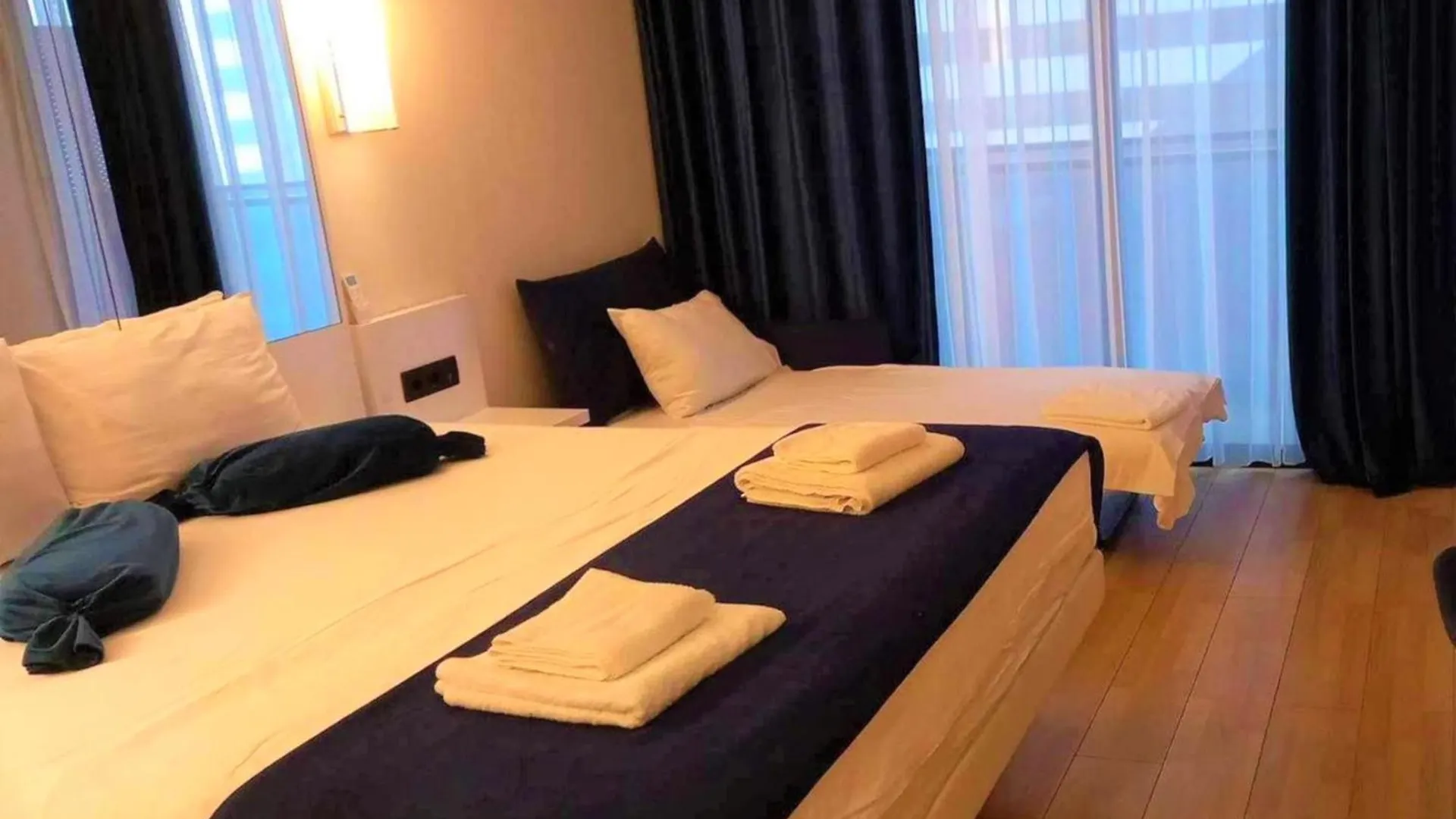 Premium Sea View Aparthotel In Orbi City Batumi Vendégház